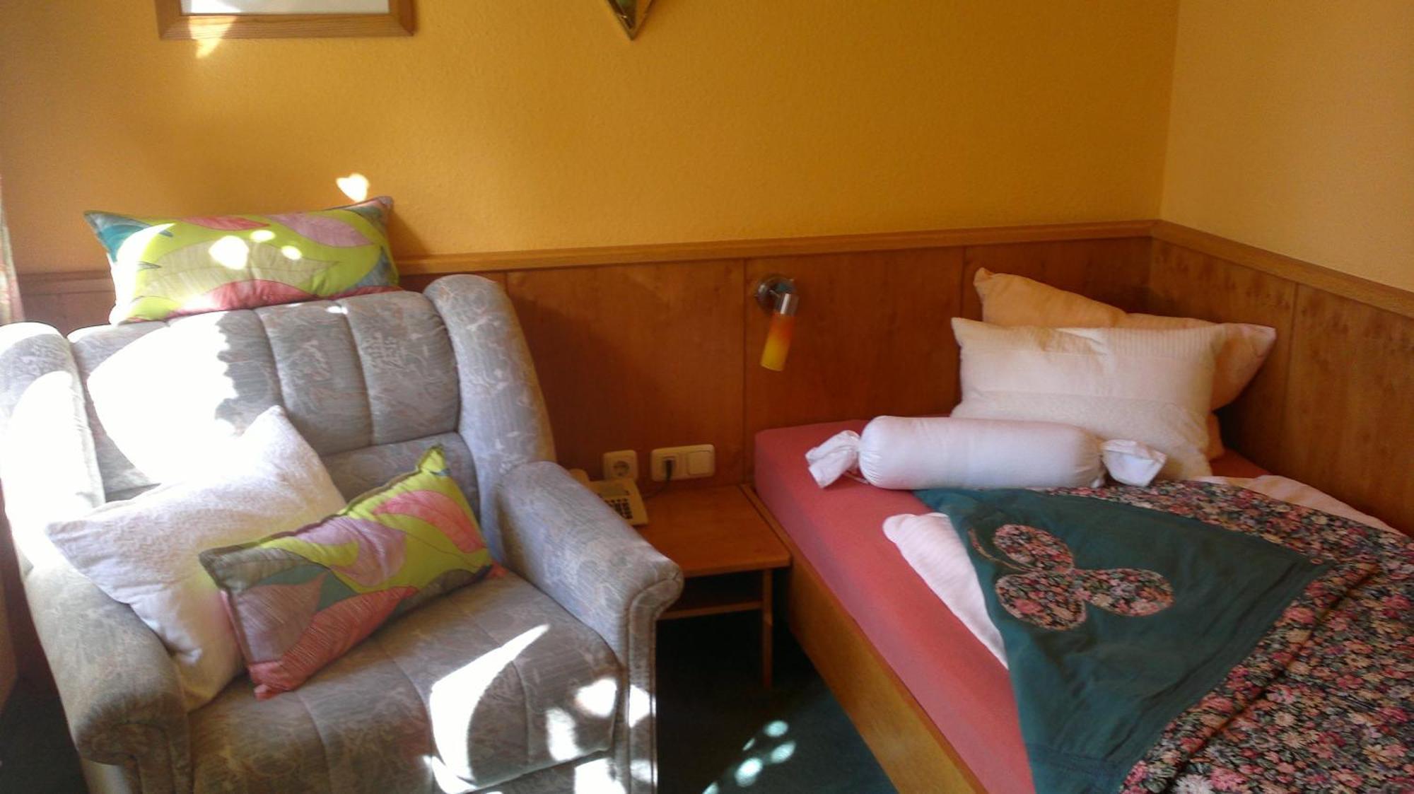 Hotel Vinum Niederwurschnitz Pokoj fotografie